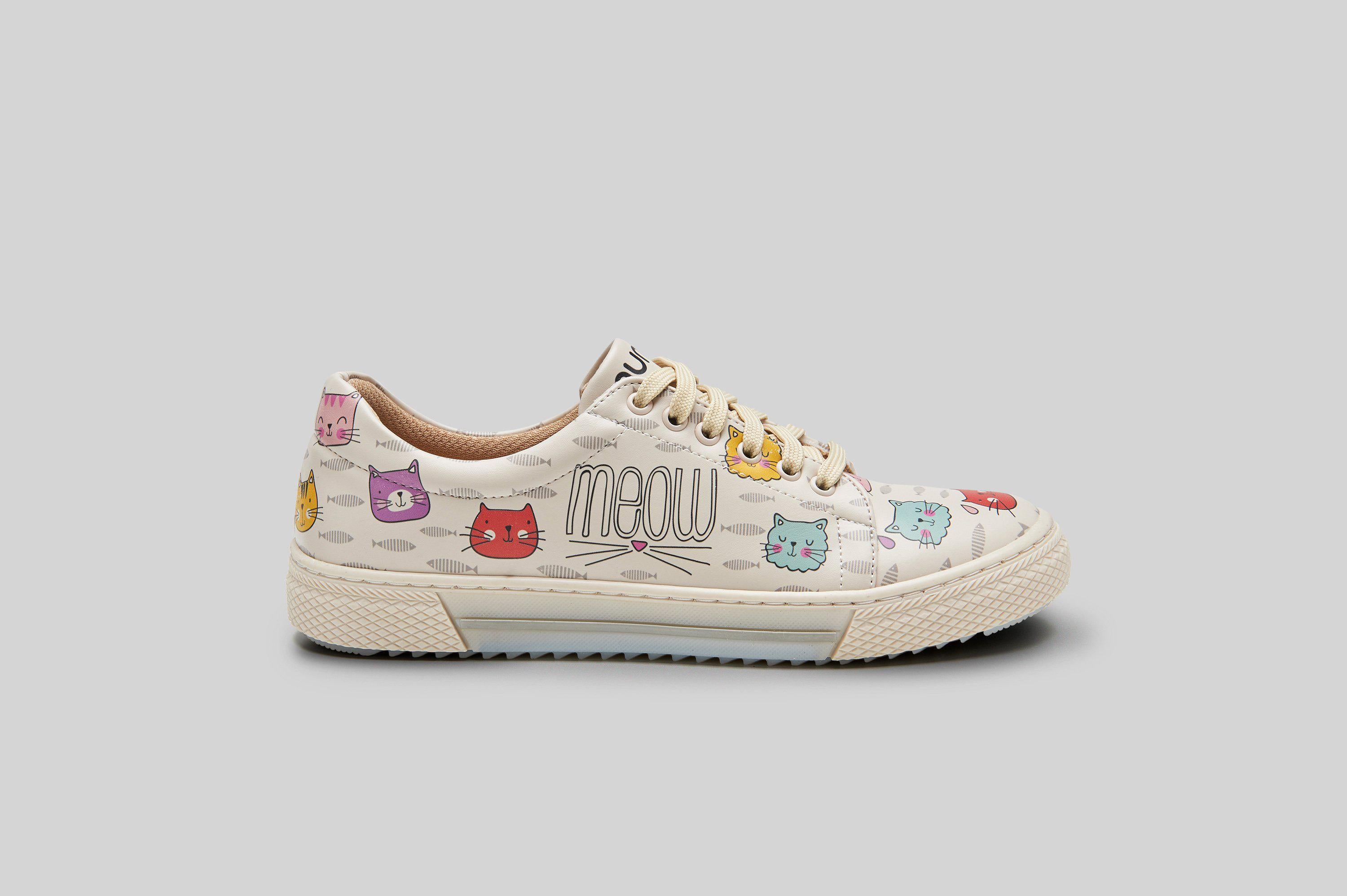 woman-meow-cats-beige-sneakers