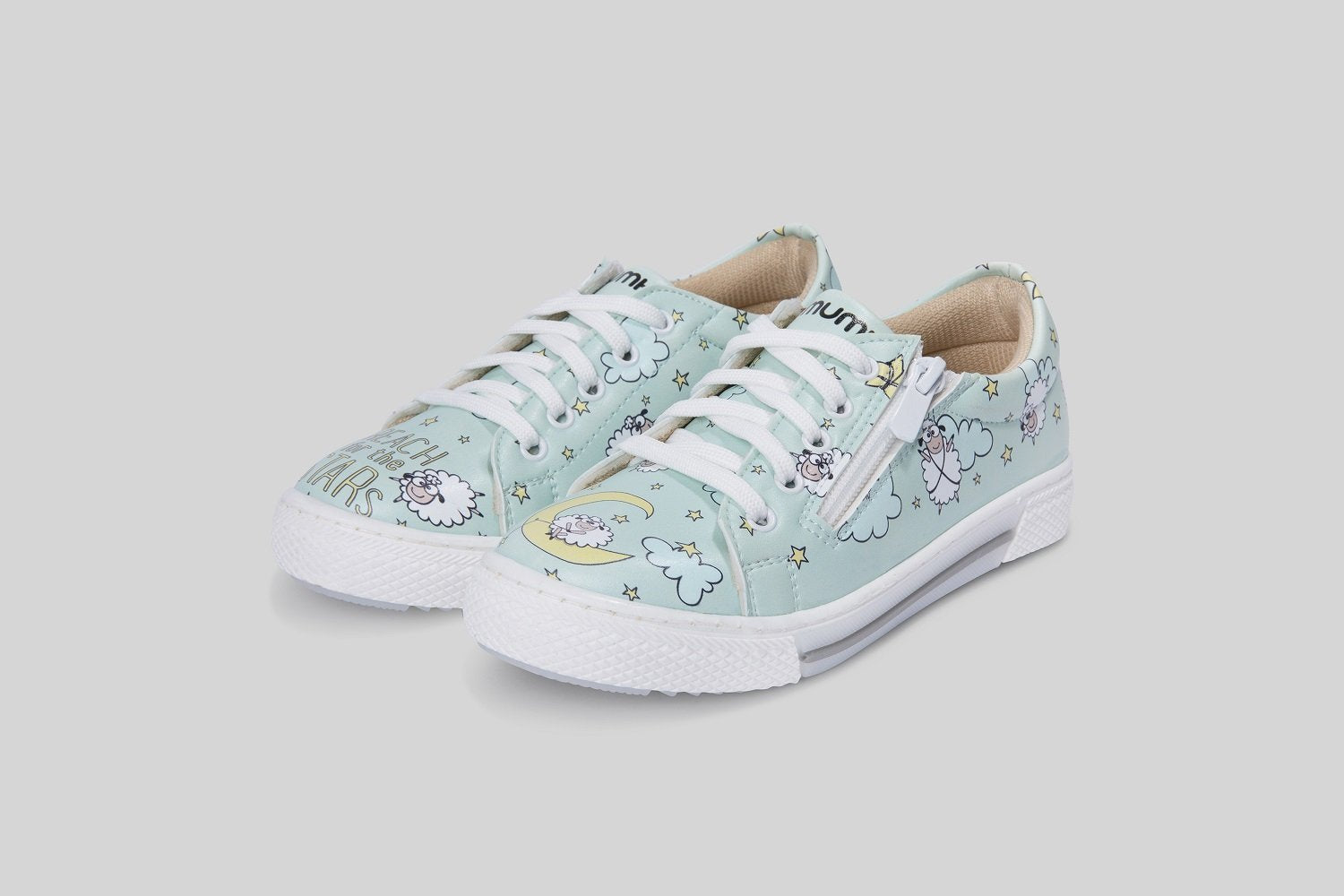 woman-dolly-sheeps-blue-sneakers