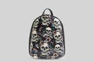 woman-skull-backpack