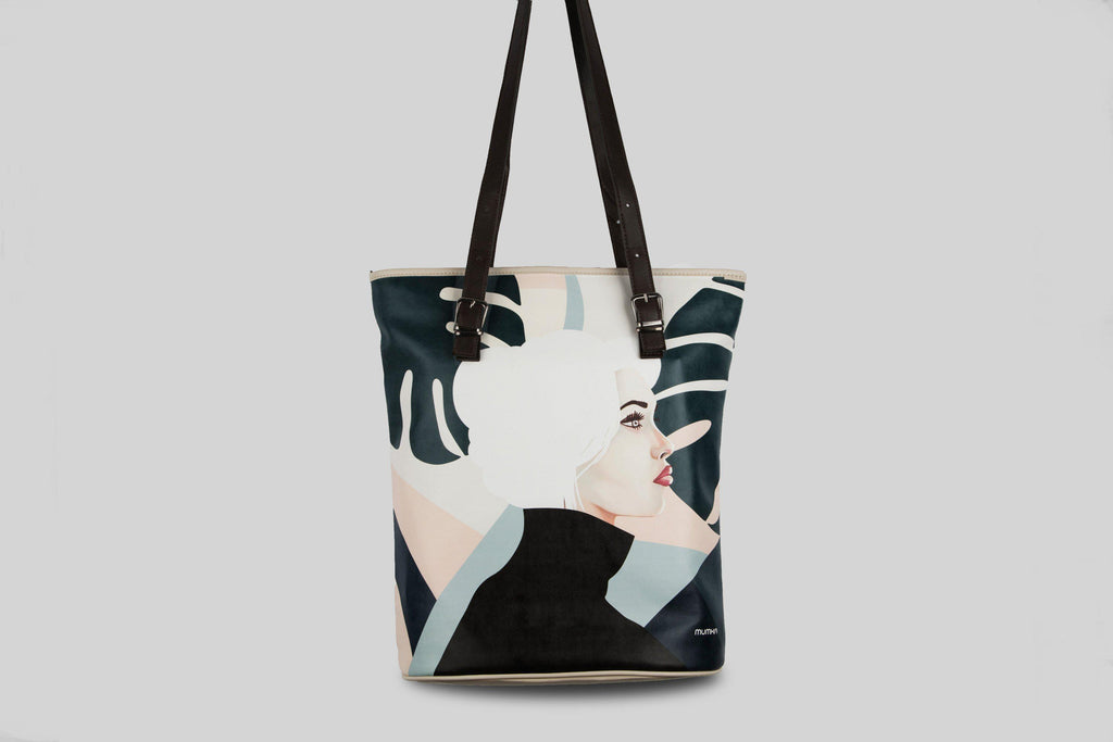 woman-the-geo-lion-shopper-bag